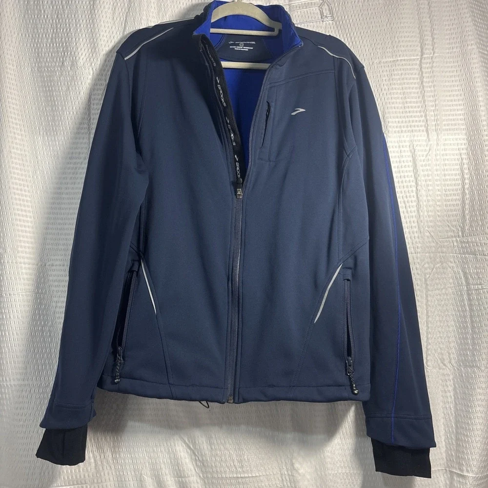 Brooks Large Navy Blue Utopia Soft Shell Jacket Thumb holes Reflective Running